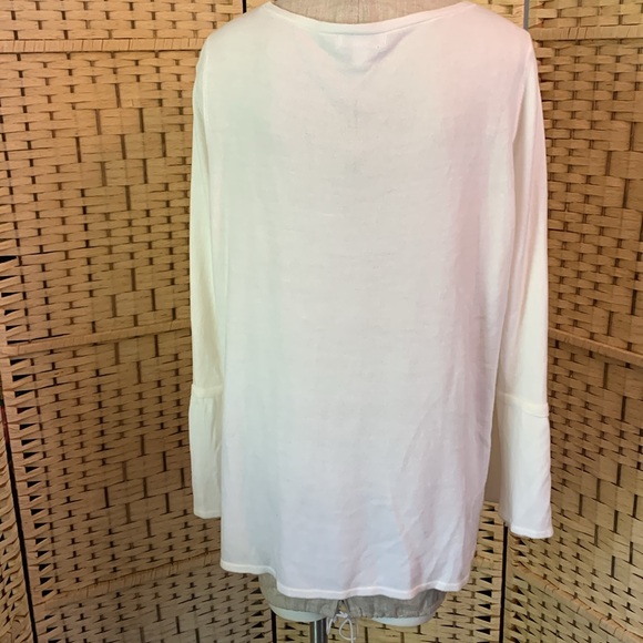 Cream, cashmere like sweater - Picture 2 of 5